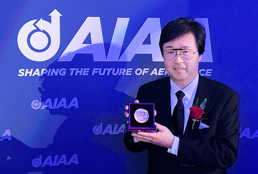 HondaJetの開発責任者を務めた藤野道格が、米国航空宇宙学会AIAAよりダニエル・グッゲンハイム・メダルを受賞