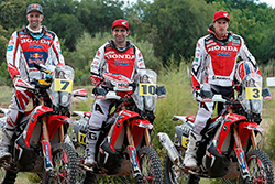 (左から)エルダー・ロドリゲス、パウロ・ゴンサルヴェス、ホアン・バレダ