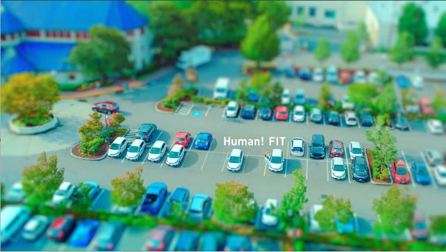 フィット　「エクステリア（男性）」篇