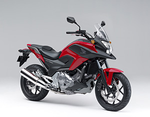 NC700X<ABS>(マグナレッド) NC700X<ABS>(マグナレッド)