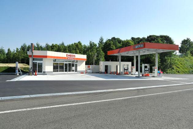 道内の高速道路ではガソリンスタンドがあることはたいへん貴重です。