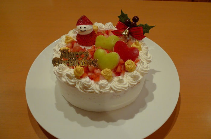 クリスマスケーキなどの各種わんこ用ケーキを製作しています。