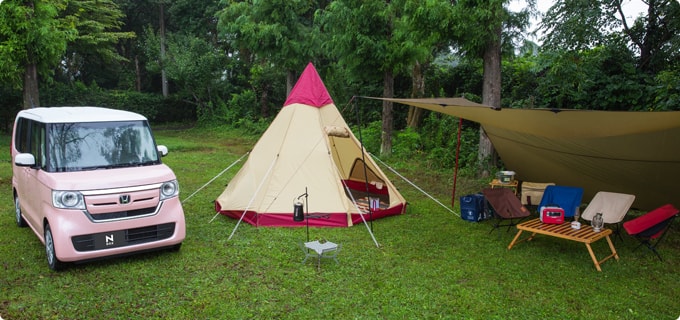 N-BOXでキャンプをするイメージ写真