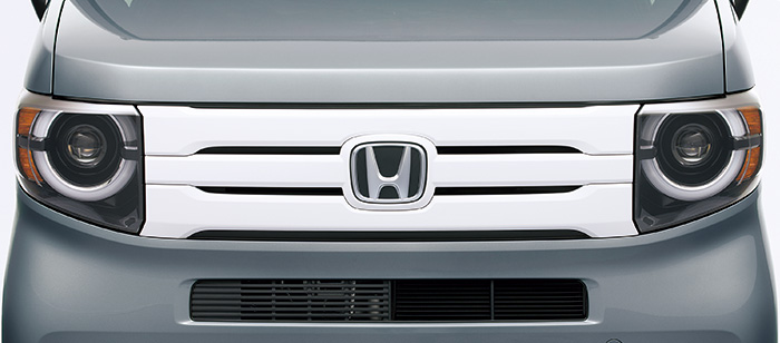 フロントグリル ホワイト