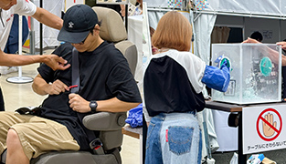 ガラス割り、シートベルトカット体験