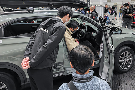 実際に装着されたHonda純正アクセサリーを体験できる！