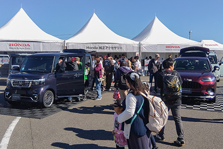 たくさんのお客さまがご来場！