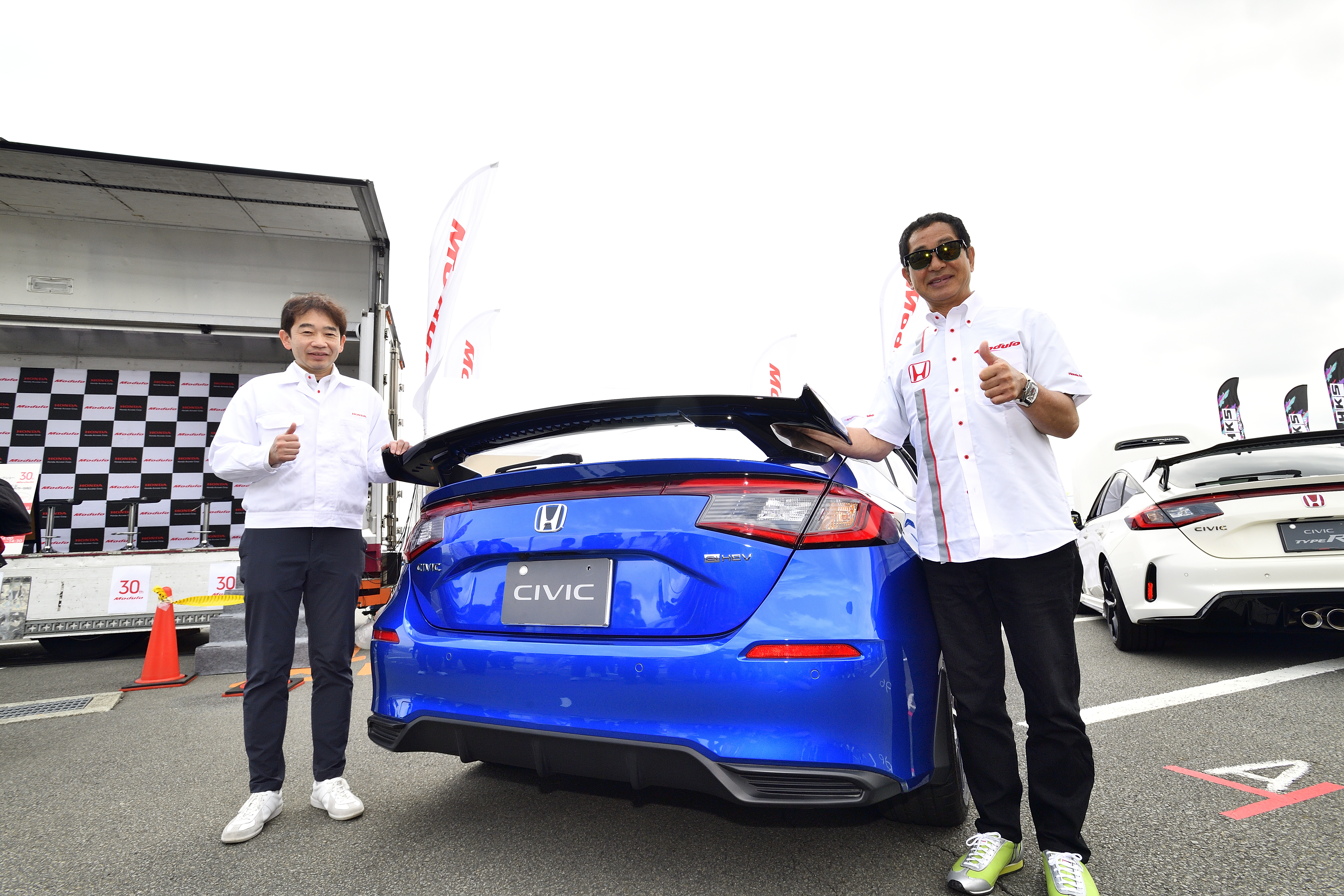 CIVIC e：HEV 純正アクセサリー装着車