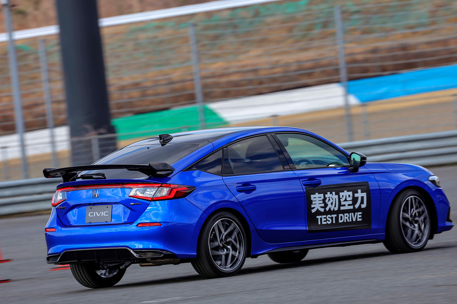 CIVIC e:HEV テールゲートスポイラー体感試乗（南コース内特設コース試乗）