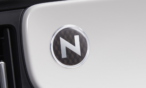 インテリアパネルエンブレム写真