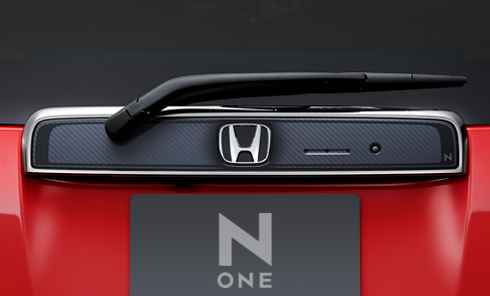 デカール ライセンスガーニッシュ写真