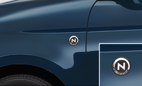 フェンダーエンブレム