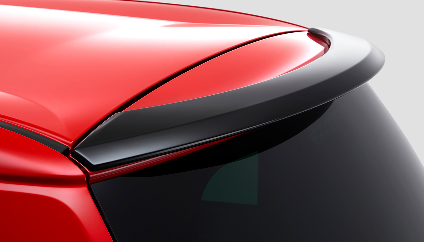 テールゲートスポイラー