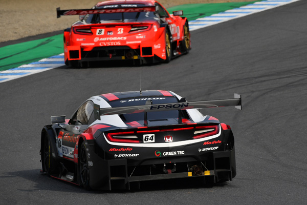 2019 SUPER GT 8 cCNĂ 