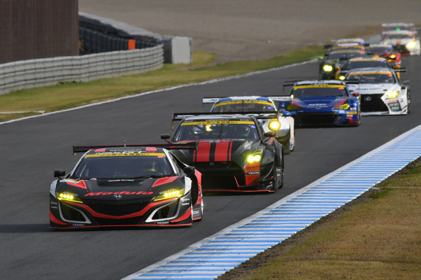 2019 SUPER GT 8 cCNĂ 