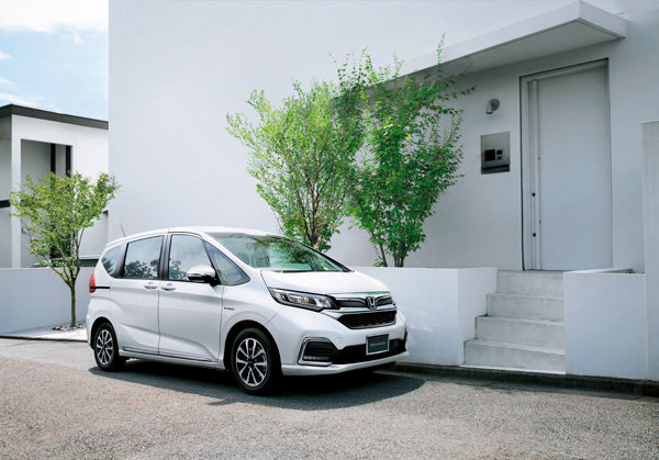 ����3�N�ȓ��ɒ��ÎԂ��w������20�΁`69�΂̃h���C�o�[1,000�l�ɕ������u���ÎԂ̍w���Ɋւ��钲��2025�v