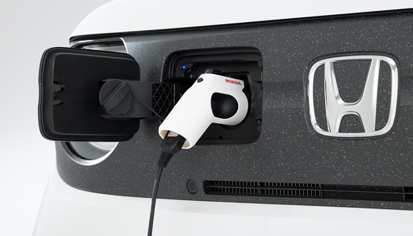 Honda�uN-ONE e:�v�p�����A�N�Z�T���[�@�l�C�A�C�e�������L���O