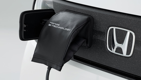 Honda�uN-ONE e:�v�p�����A�N�Z�T���[�@�l�C�A�C�e�������L���O