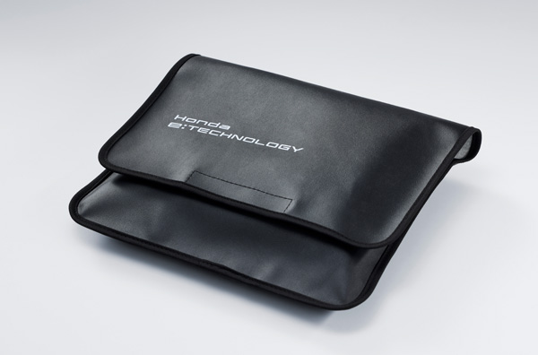 Honda�uN-ONE e:�v�p�����A�N�Z�T���[�@�l�C�A�C�e�������L���O