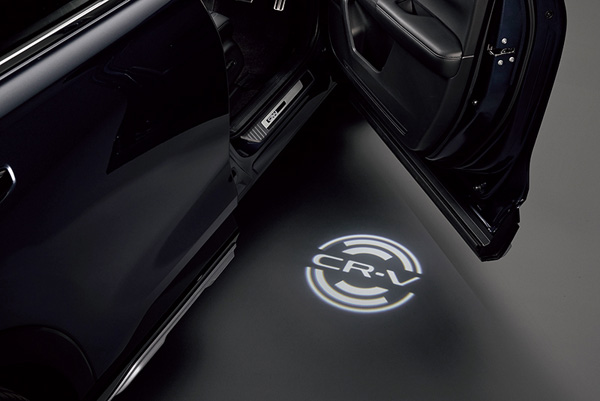 Honda�V�^�uCR-V�v�p�����A�N�Z�T���[�𔭔�
