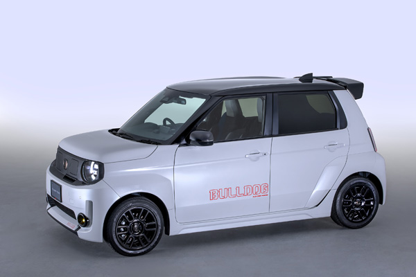 Honda�V�^���^EV�uSuper-ONE�v�p�����A�N�Z�T���[�R�[�f�B�l�[�g�uBULLDOG STYLE�v�����J