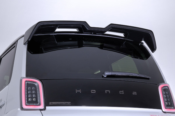 Honda�V�^���^EV�uSuper-ONE�v�p�����A�N�Z�T���[�R�[�f�B�l�[�g�uBULLDOG STYLE�v�����J