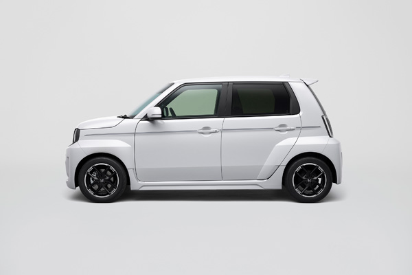 Honda�V�^���^EV�uSuper-ONE�v�p�����A�N�Z�T���[�𔭔�