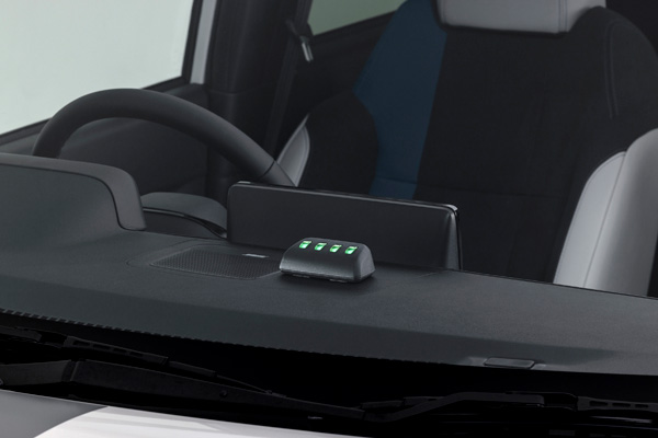 Honda�V�^���^EV�uSuper-ONE�v�p�����A�N�Z�T���[�𔭔�