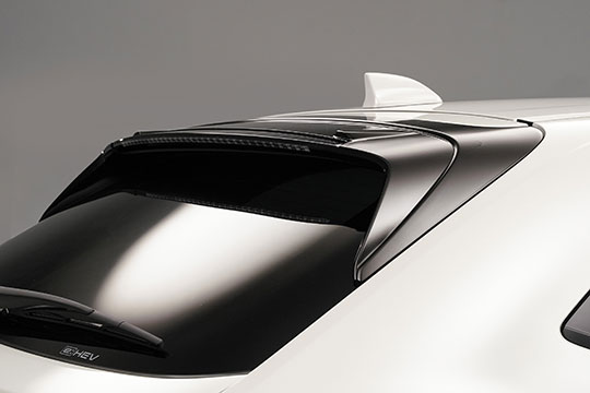 Honda�uVEZEL�v�p�����A�N�Z�T���[�uBlack Sports Style�v�𔭔�