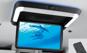 リア席モニターの画像