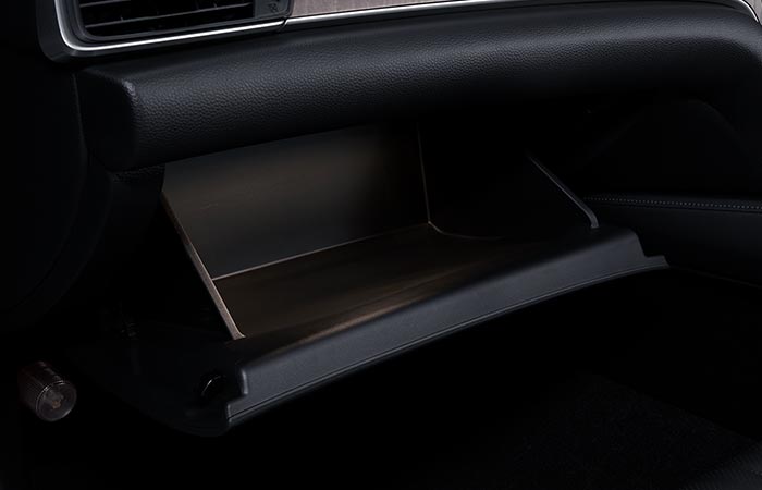 Honda Accord Glove box (with lighting)