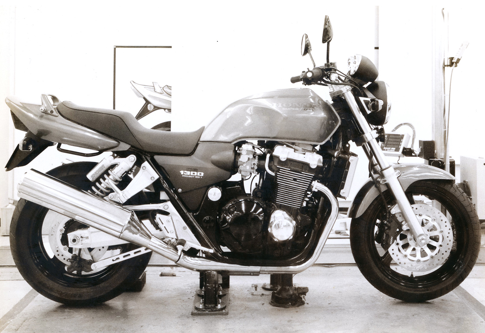 CB1300 SUPER FOUR（1998年）クレイモデル