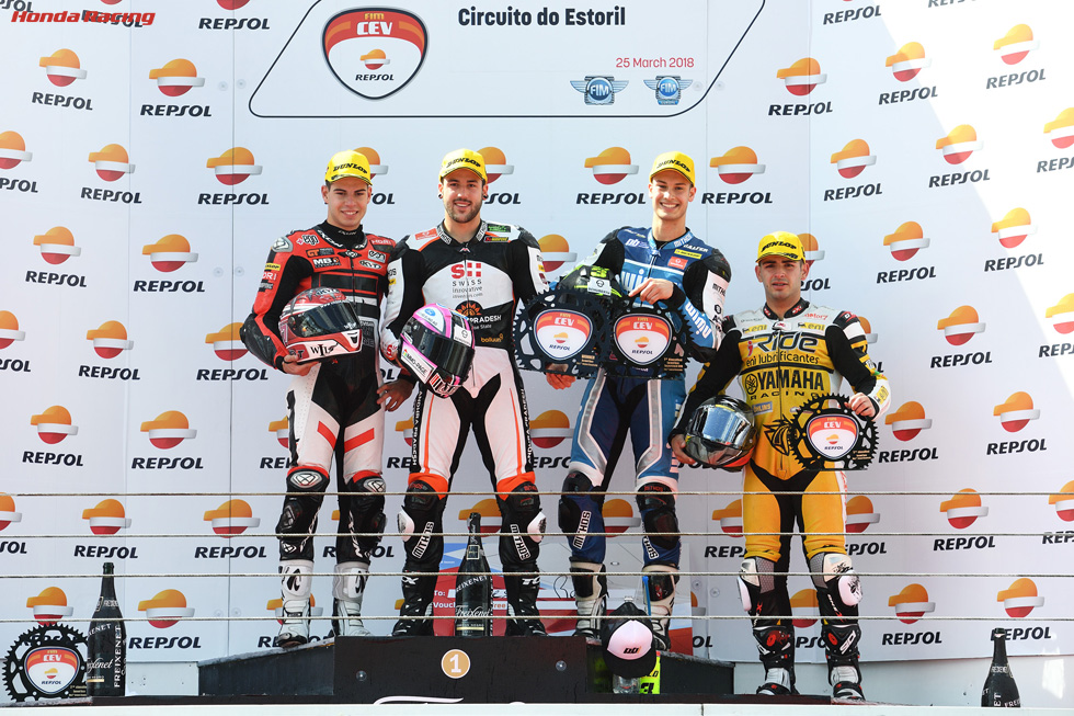 Moto2表彰台(レース2)
