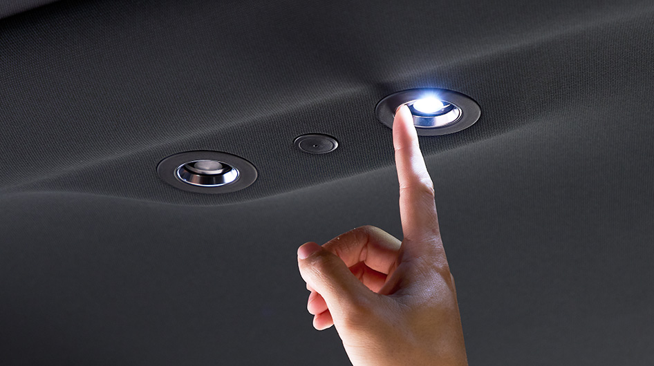 静電タッチ式LEDルームランプ（リア左右席）