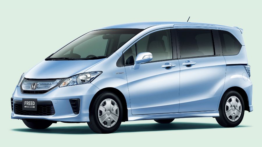 新旧モデル比較｜フリード｜Honda公式サイト