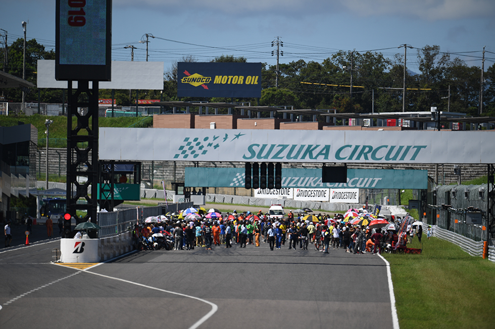 �鎭Mini-Moto 4���ԑϋv���[�h���[�X