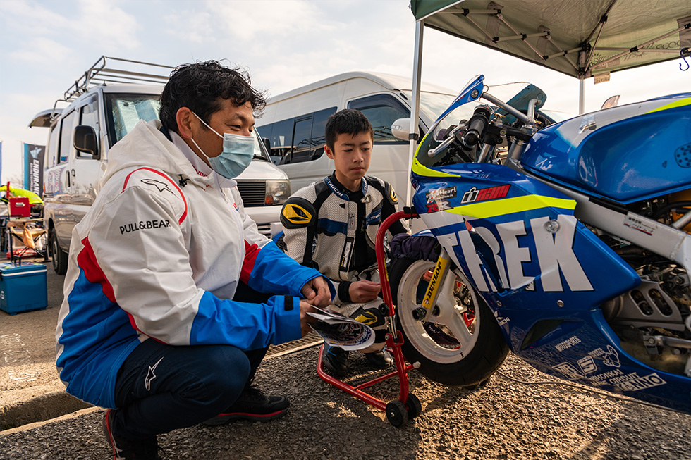 �A�h�o�C�X���i