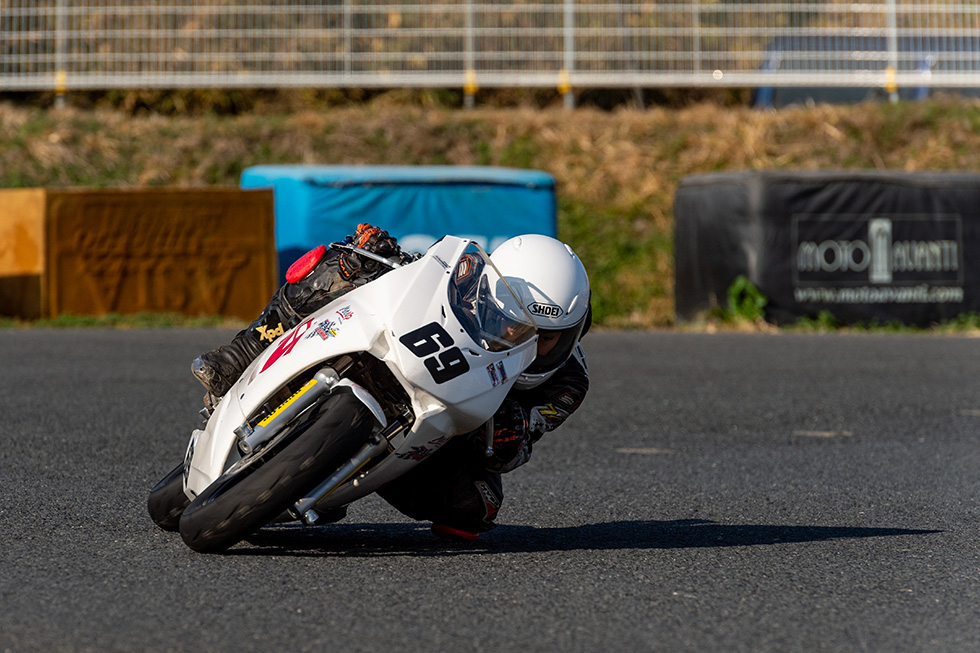 NSF100 HRC �g���t�B�[Jr