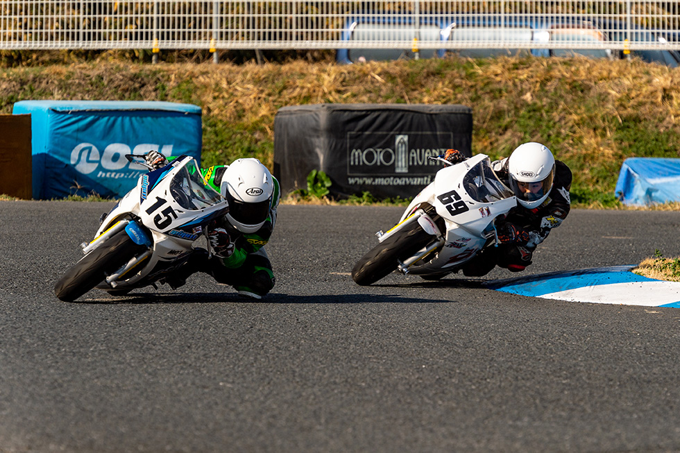 NSF100 HRC �g���t�B�[Jr