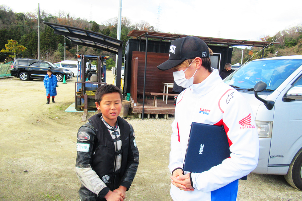 �A�h�o�C�X���i