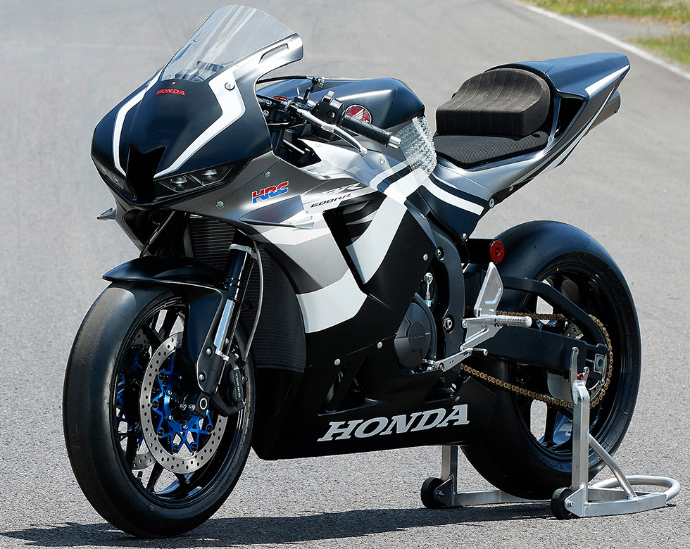 Hrc レースポテンシャルを大きく向上させた Cbr600rrレースベース車 を発売