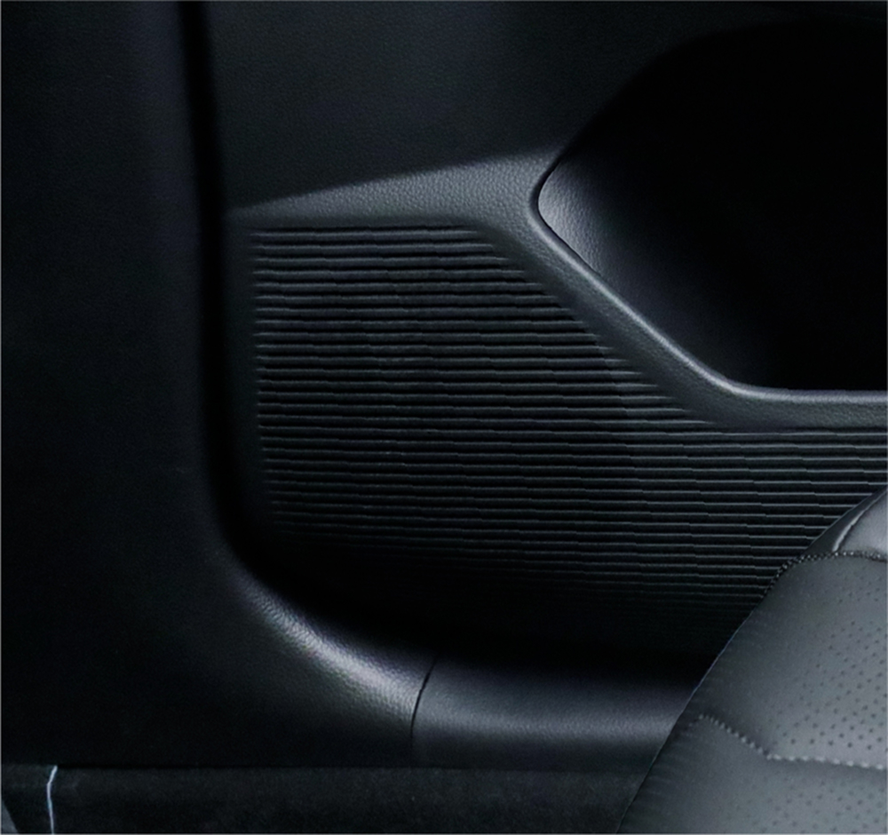 ワイドレンジスピーカー（13cm・リアドア）