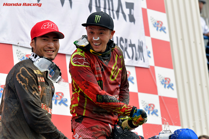 山本鯨、成田亮