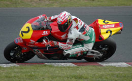 3 }gT[Lbg