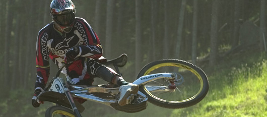 UCI[hJbv 6 AJ