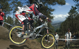 UCI[hJbv 2 CMX 