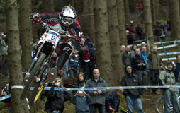 UCI[hJbv 3 hCc 