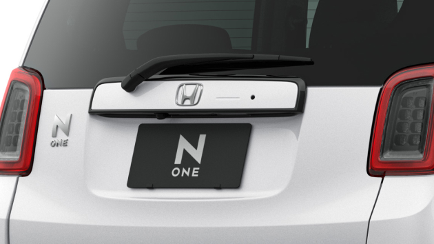 [画像]カラードリアライセンスガーニッシュ（クロームメッキ・モール）