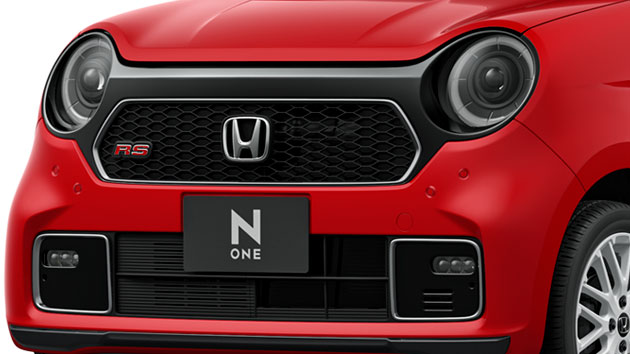 [画像]クロームメッキ・フロントグリルモール、フロントバンパーロア―ガーニッシュ〈ブラック〉、ダーククロームメッキ・フォグライトガーニッシュモール、RSエンブレム