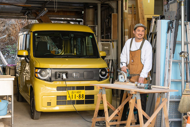 スケボーを愛する木工職人が気づいた、N-VAN e: のいいところ